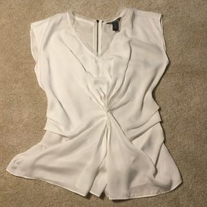 S/P Kenneth Cole Woman’s Sleeveless Dress Shirt